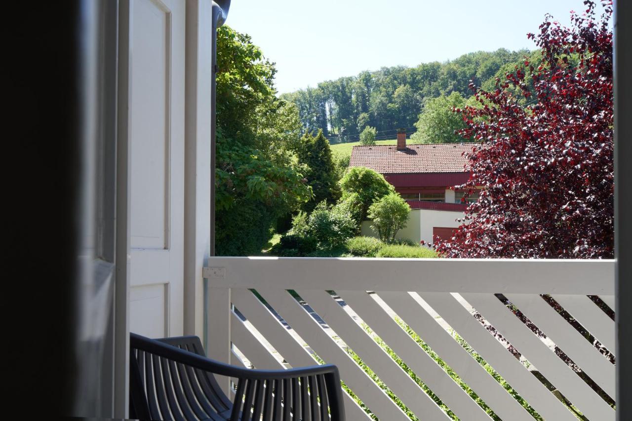 Gaestehaus Am Wasserschloss & Restaurant Wasserschloss Inzlingen מראה חיצוני תמונה