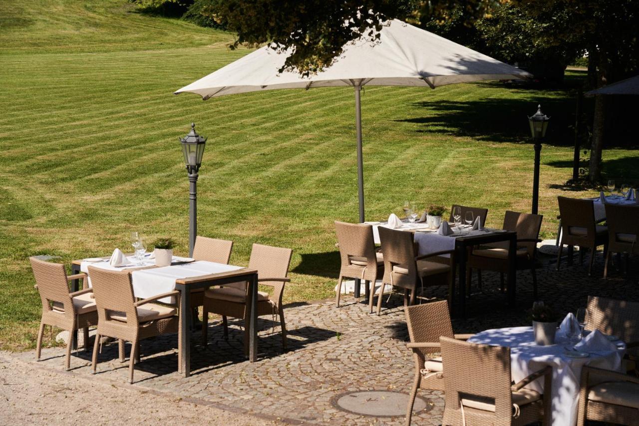 Gaestehaus Am Wasserschloss & Restaurant Wasserschloss Inzlingen מראה חיצוני תמונה